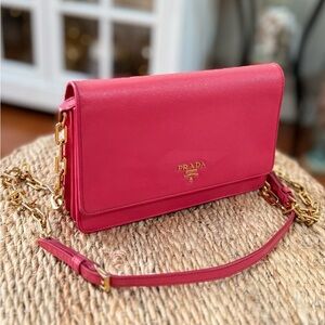 Prada Crossbody Wallet On Chain (WOC)